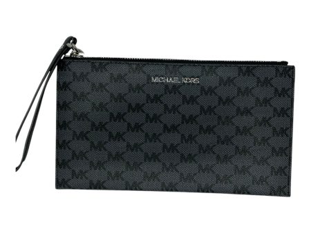 Wristlet Designer By Michael Kors In Black & Grey, Size:Medium Fashion