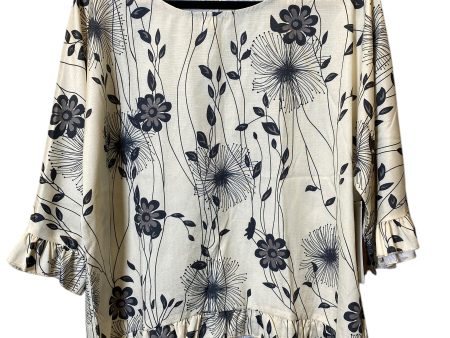 Top 3 4 Sleeve By Cmc In Floral Print, Size: Xl For Discount