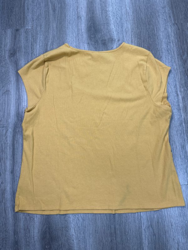 Top Short Sleeve Basic By Old Navy In Yellow, Size: Xxl For Cheap