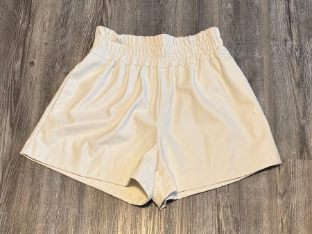 Shorts By Clothes Mentor  Size: S Fashion